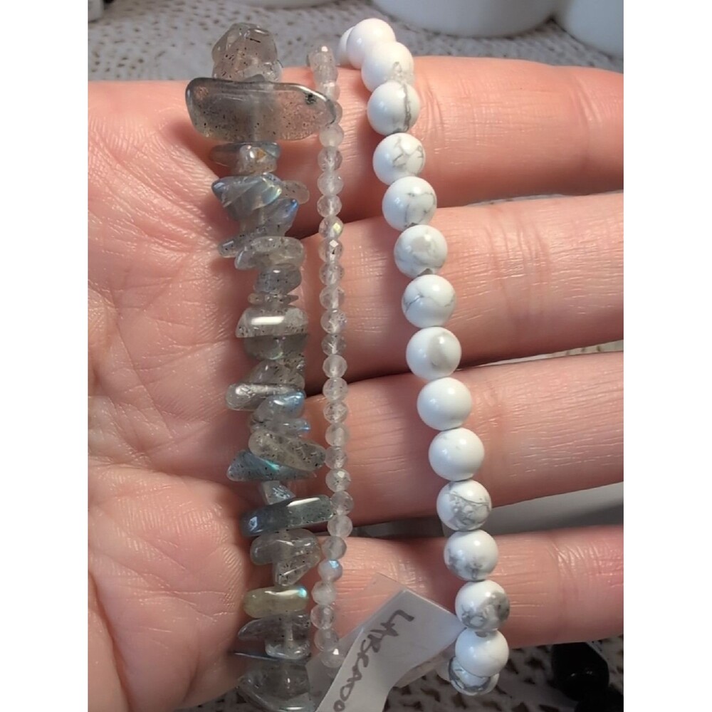 Handmade Stretch Bracelet Set- Labradorite And Howlite